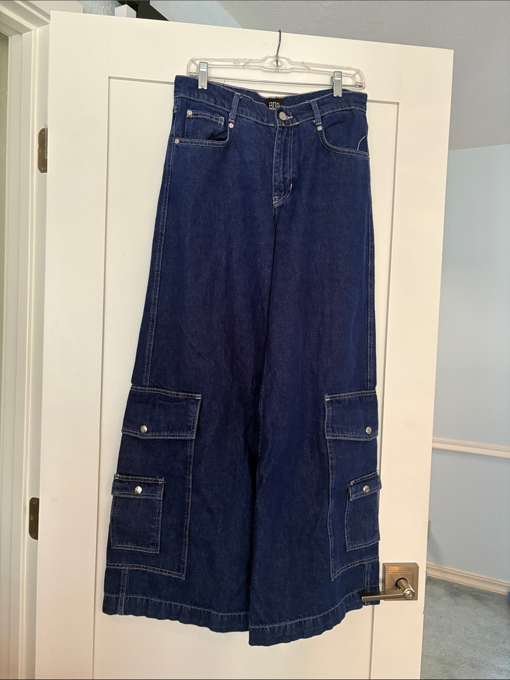 BDG Dark Indigo Wide-Leg Cargo Jeans Sz 28